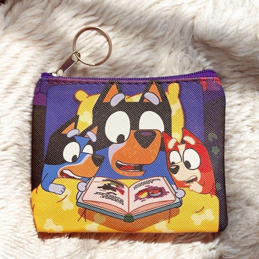 🤯5/$25🤯 Bluey Dad And Kids Reading Coin Purse Keychain - Picture 1 of 2